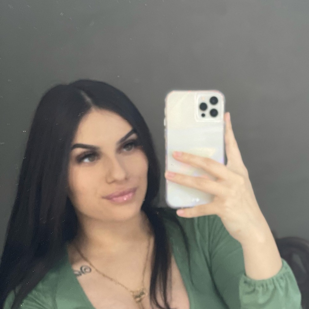Meet your Posher, Micaela